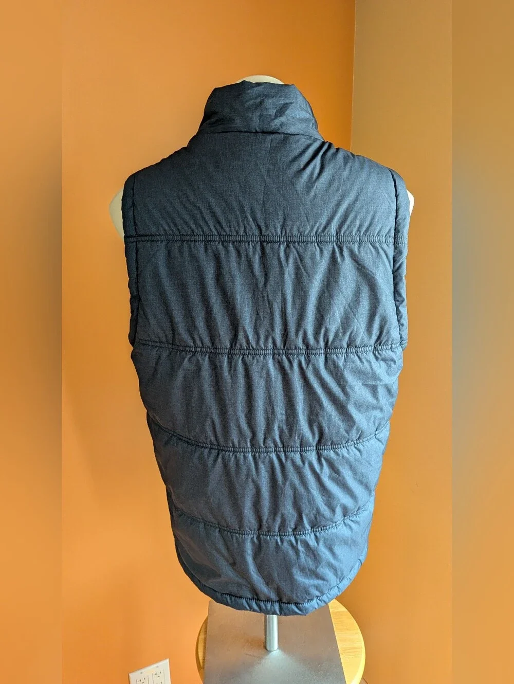 Weatherproof  Vintage Man's Flannel Quilted Navy Puffer Vest Front Zip Size M